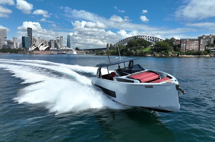 A46 Luxury Tender testata a Sydney