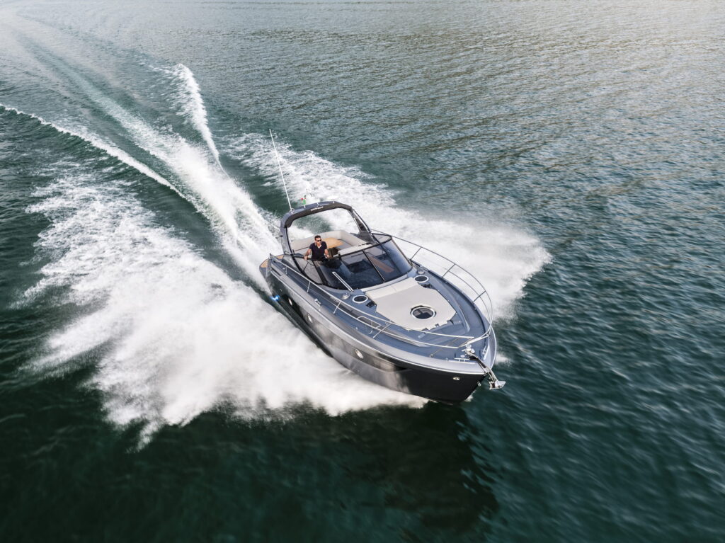Z35 - gallery image 2
