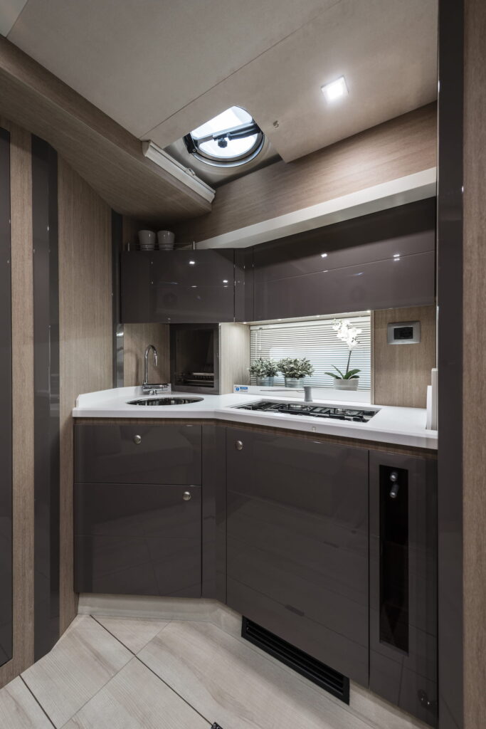 Z35 - gallery image 7