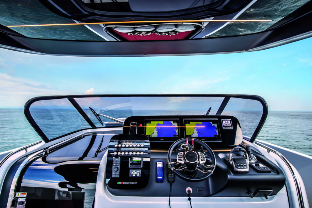 A46 Luxury Tender - gallery image 6