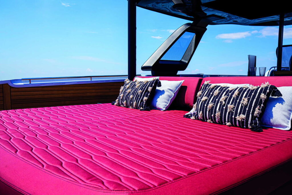 A46 Luxury Tender - gallery image 1
