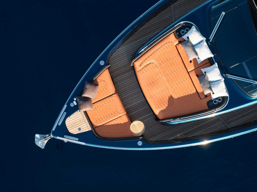 A46 Luxury Tender - gallery image 6